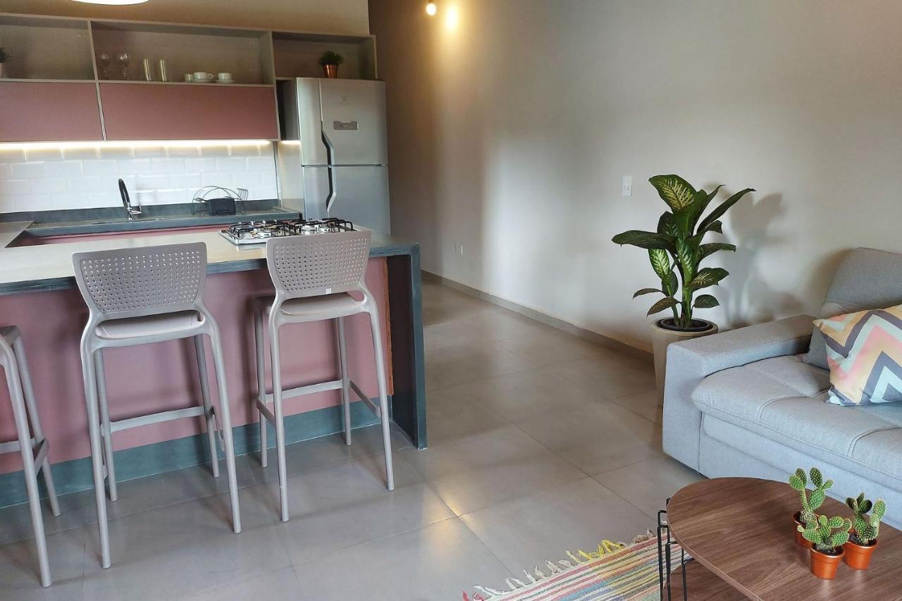 Sapeca - Novo Flat C/ Piscina, 50Mts Da Praia, Churrasqueira Privativa, Ar Con, Wi-Fi, Netflix, Garagem Araquari Exterior photo